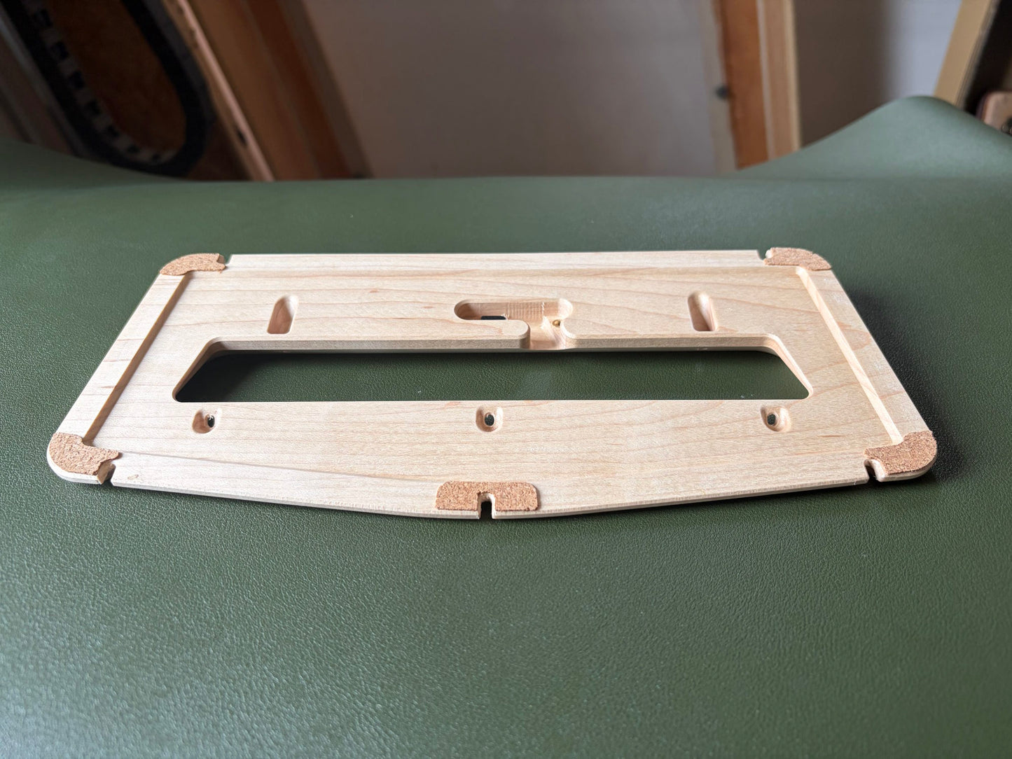 BOTTOM CASE
